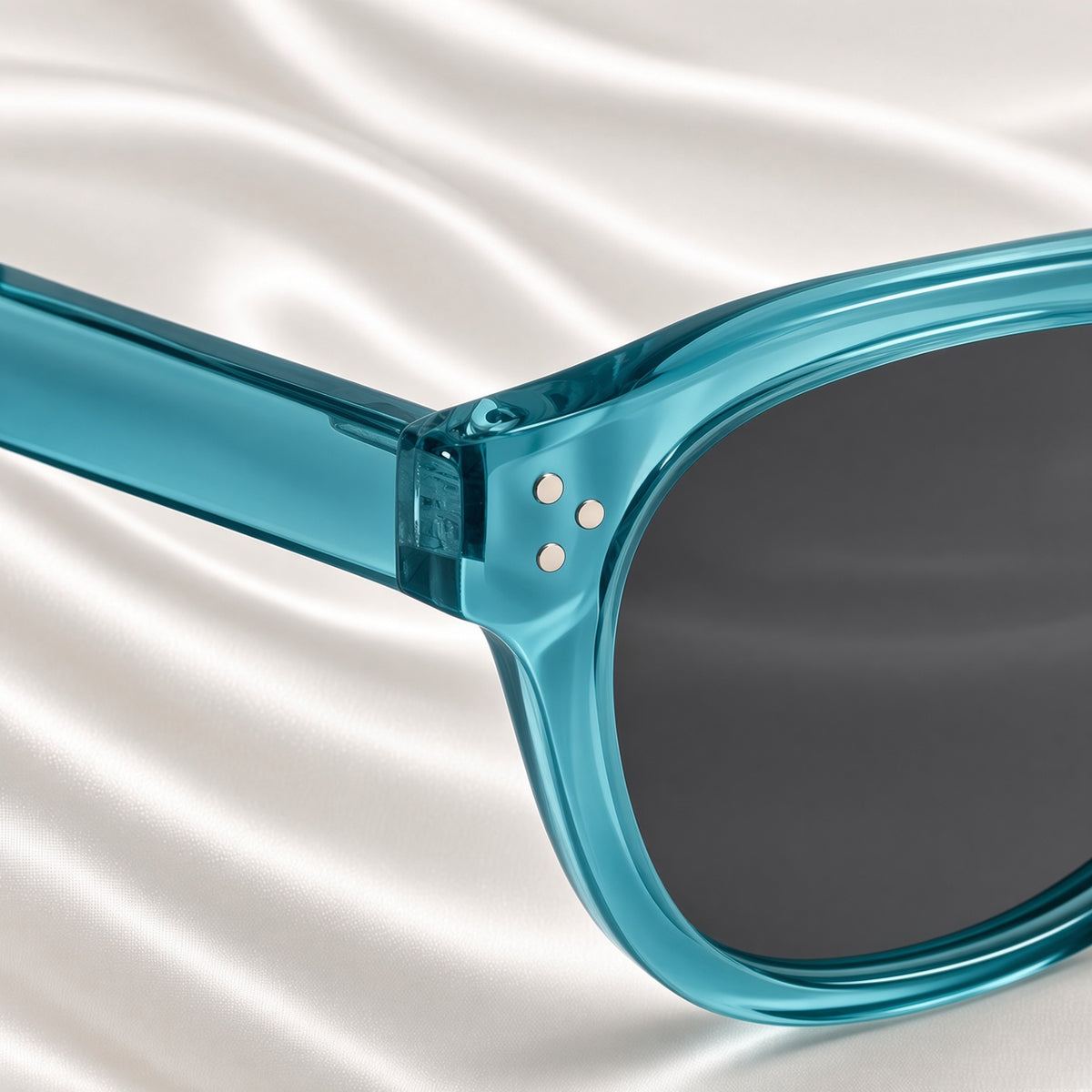Specsnex x Robust | Glossy Round Sunglasses |Turquoise Translucent TR90 Frame | 100% UV Protection